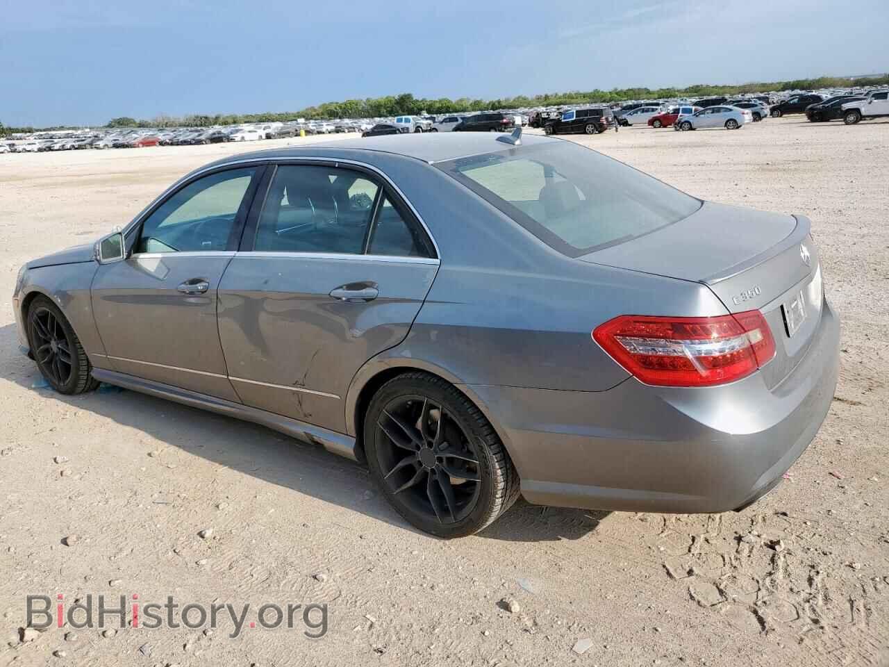 2013 MERCEDES-BENZ E-CLASS - VIN: WDDHF5KB6DA709437 - Фото 2