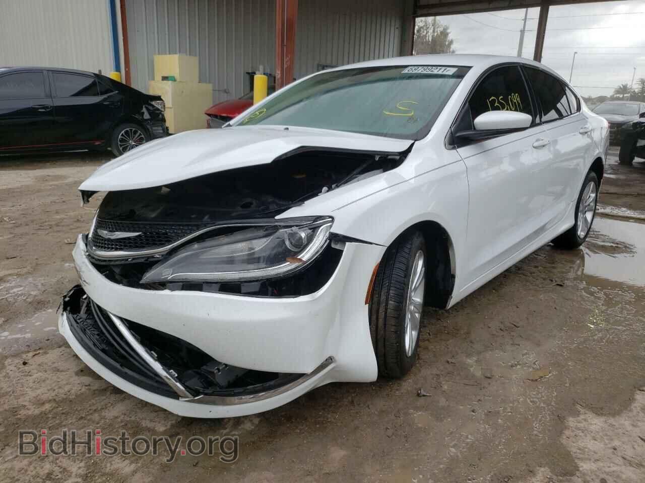 2016 CHRYSLER 200 - VIN: 1C3CCCAB8GN107126 - Фото 2