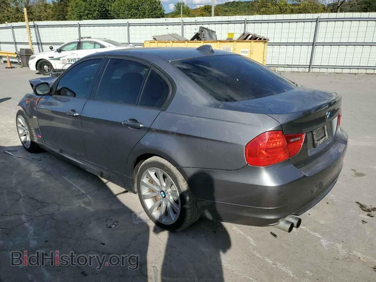 2011 BMW 3 SERIES - VIN: WBAPH5G55BNM73935 - Фото 2