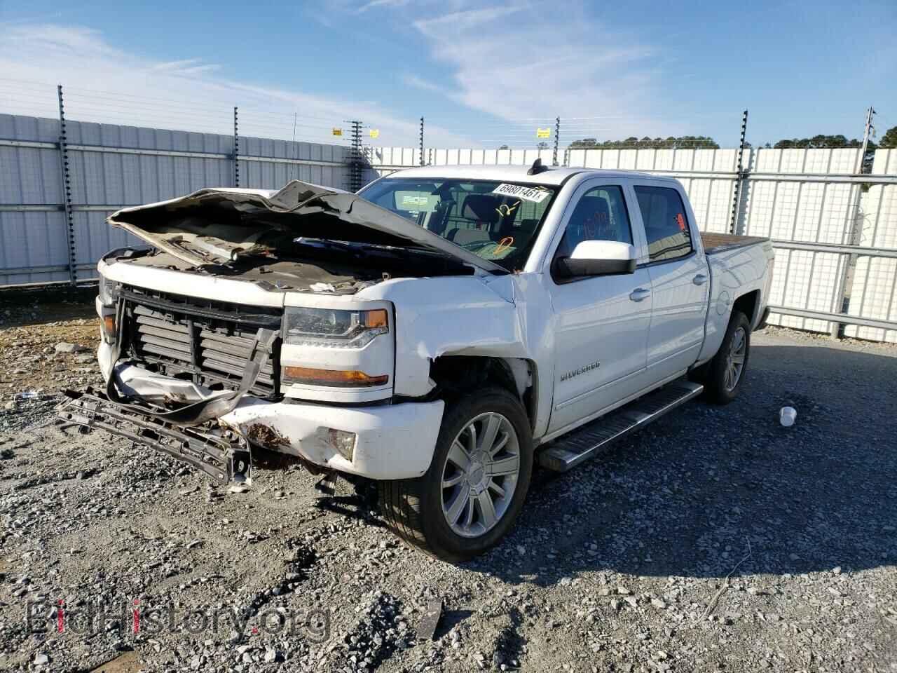 2018 CHEVROLET SILVERADO - VIN: 3GCUKRECXJG105774 - Фото 2