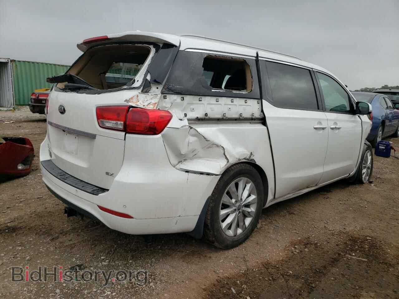 2015 KIA All Models - VIN: KNDMC5C16F6033410 - Photo 3