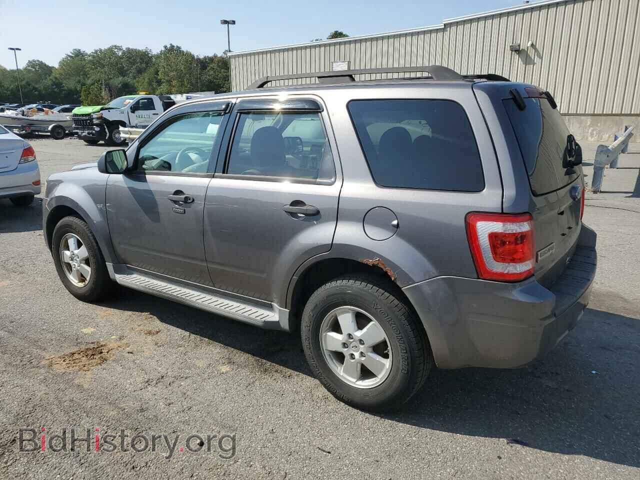 2011 FORD ESCAPE - VIN: 1FMCU9D74BKB38169 - Фото 2