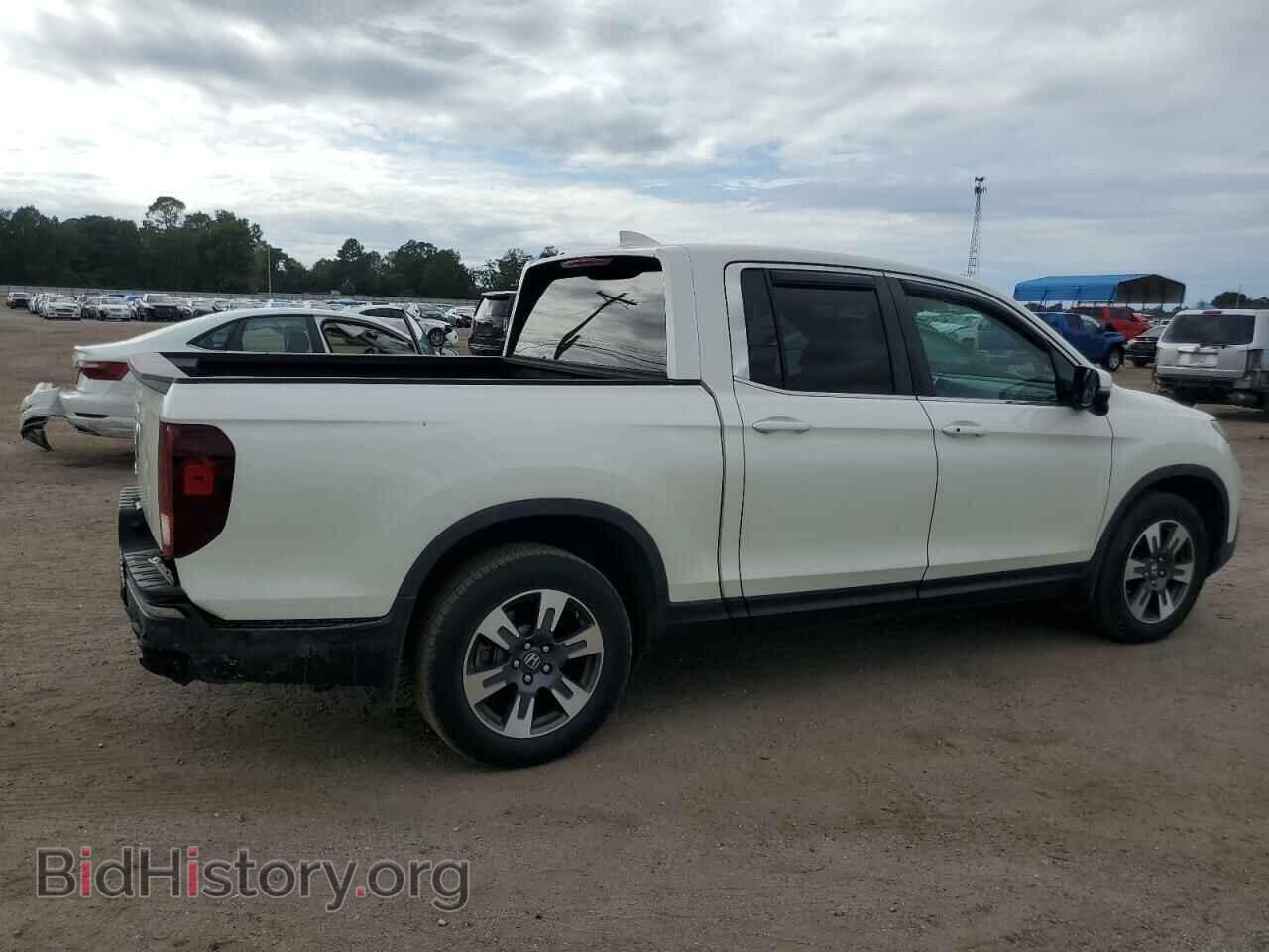 2018 HONDA RIDGELINE - VIN: 5FPYK2F66JB001586 - Фото 3