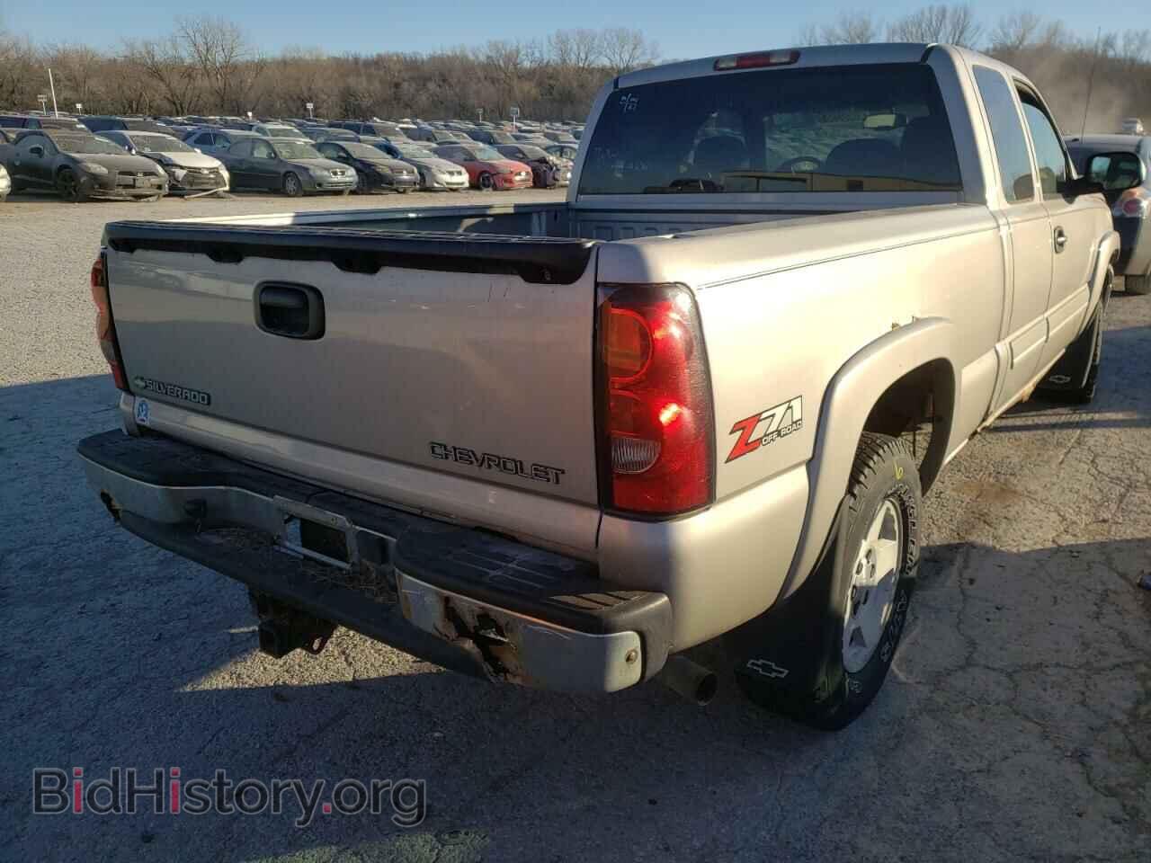 2006 CHEVROLET SILVERADO - VIN: 1GCEK19B06Z165805 - Фото 4