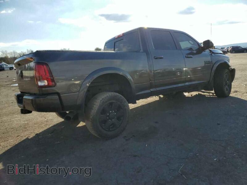 2017 RAM 2500 (VIN 3C6UR5FL3HG589887) — photo 3 of 13
