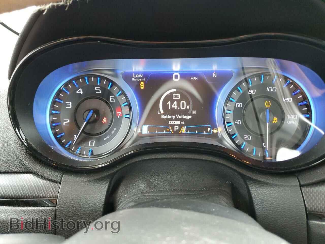 2016 CHRYSLER 300 - VIN: 2C3CCAGG9GH191294 - Фото 9