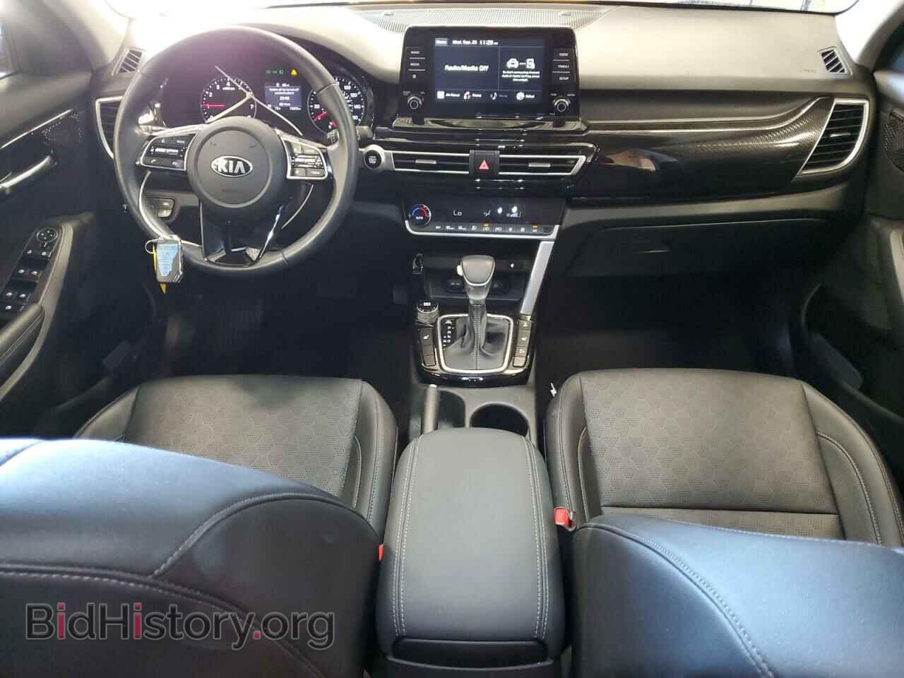 2021 KIA SELTOS - VIN: KNDERCAA2M7165033 - Фото 8