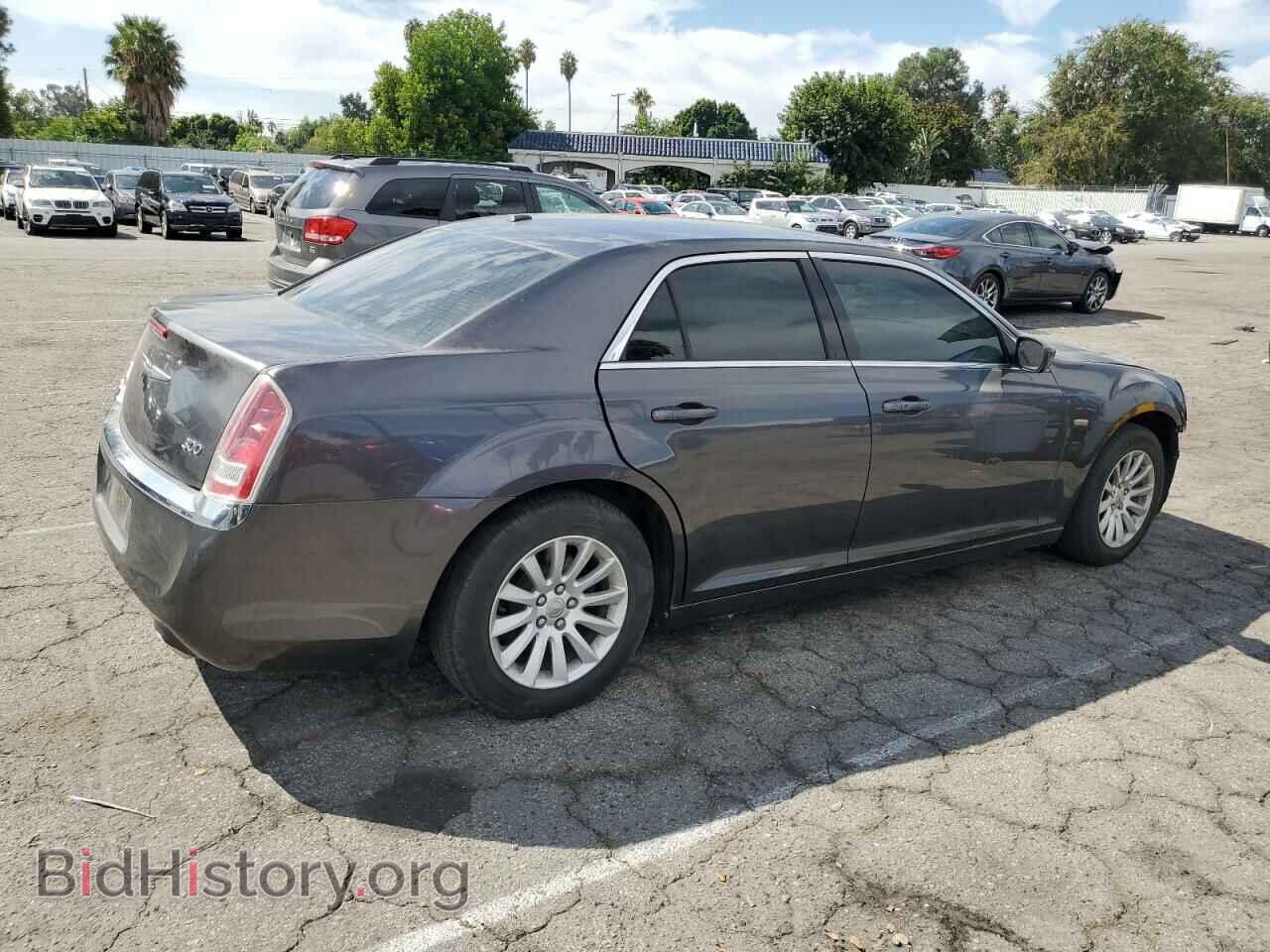 2013 CHRYSLER 300 - VIN: 2C3CCAAGXDH707957 - Фото 3