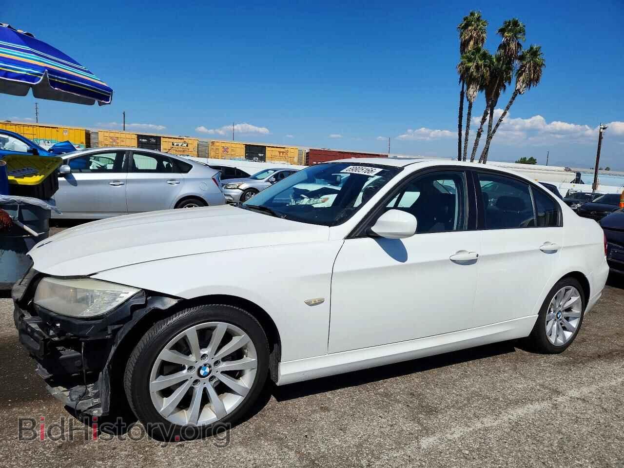 Photo WBAPH5C56BA448197 - BMW 3 SERIES 2011