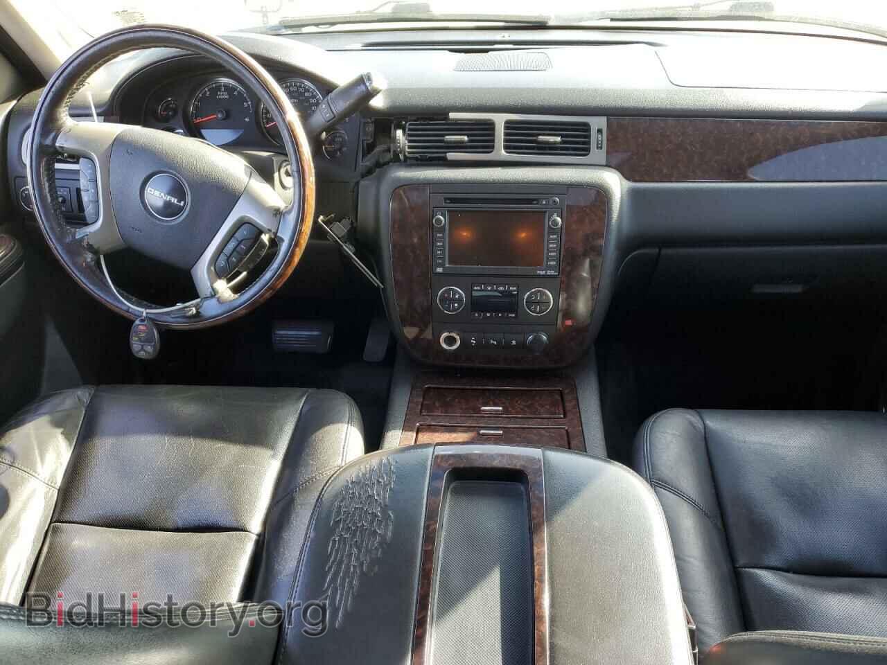 2011 GMC YUKON - VIN: 1GKS2EEFXBR352289 - Фото 8