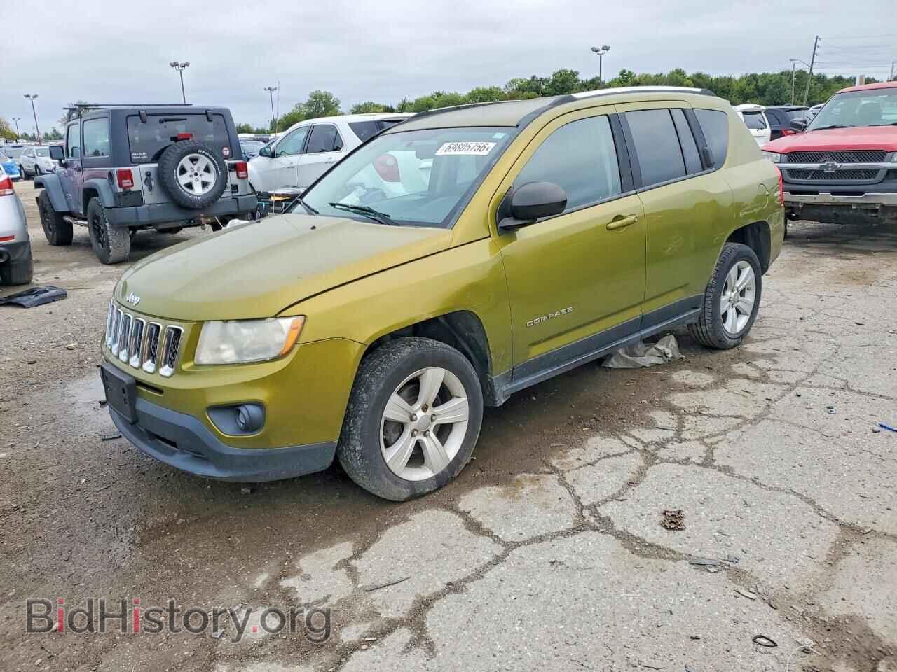 Фотография 1C4NJCEA1CD579213 - JEEP COMPASS 2012