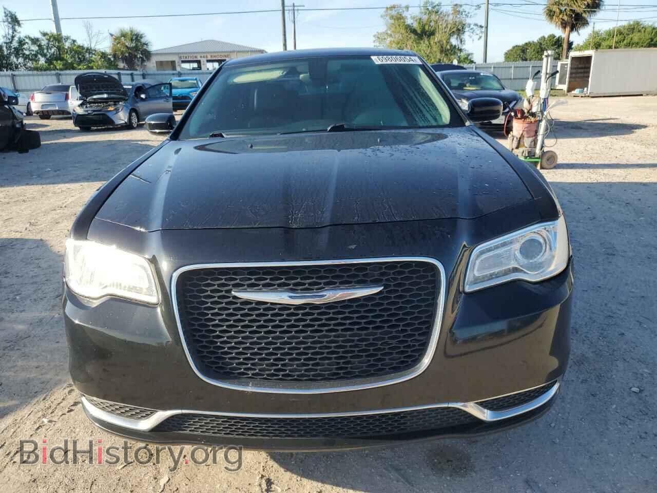 2016 CHRYSLER 300 - VIN: 2C3CCAAG1GH358191 - Фото 5