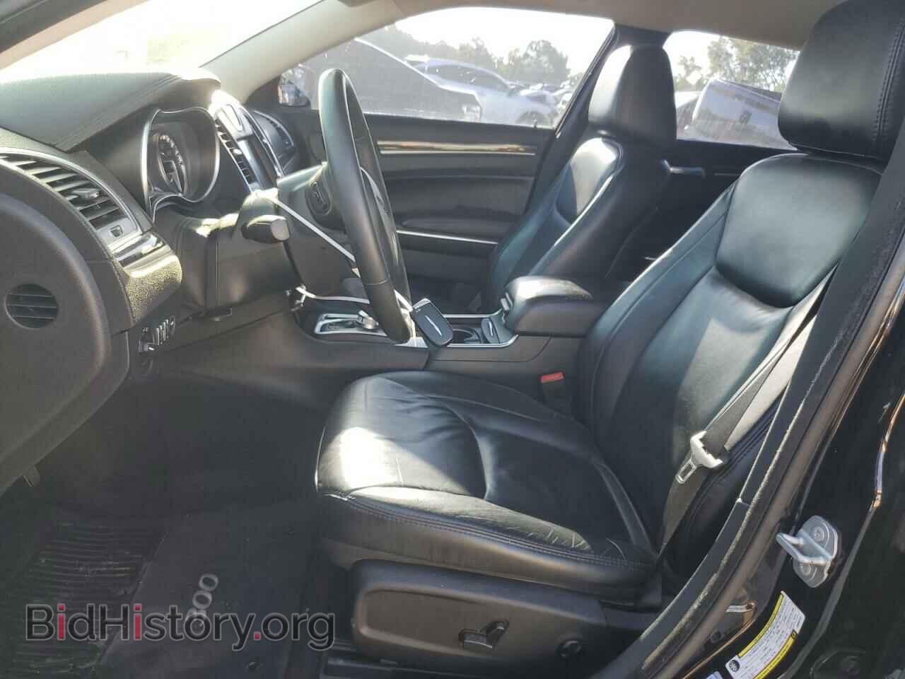 2016 CHRYSLER 300 - VIN: 2C3CCAAG1GH358191 - Фото 7