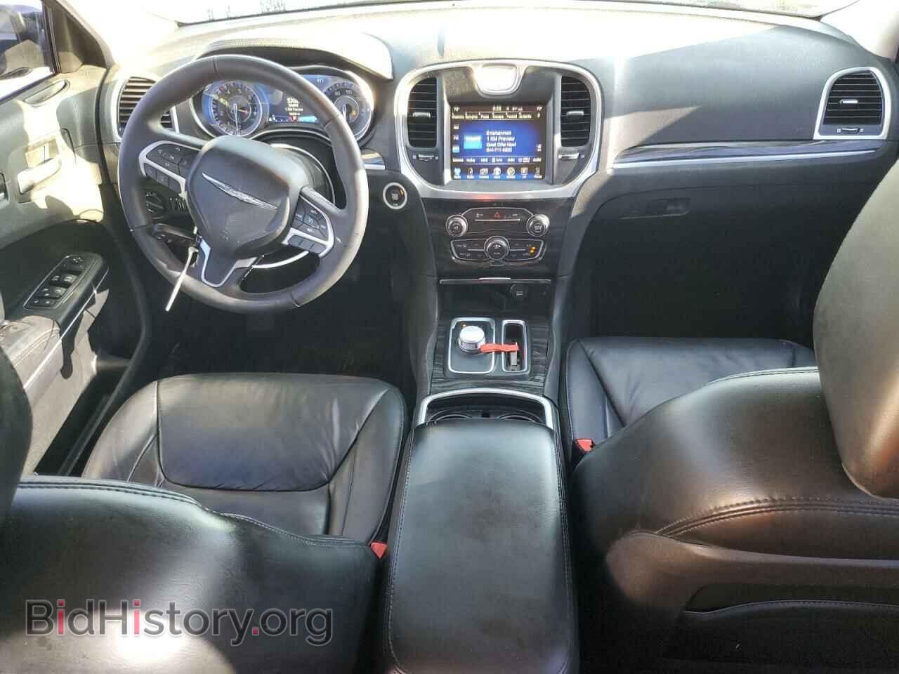 2016 CHRYSLER 300 - VIN: 2C3CCAAG1GH358191 - Фото 8