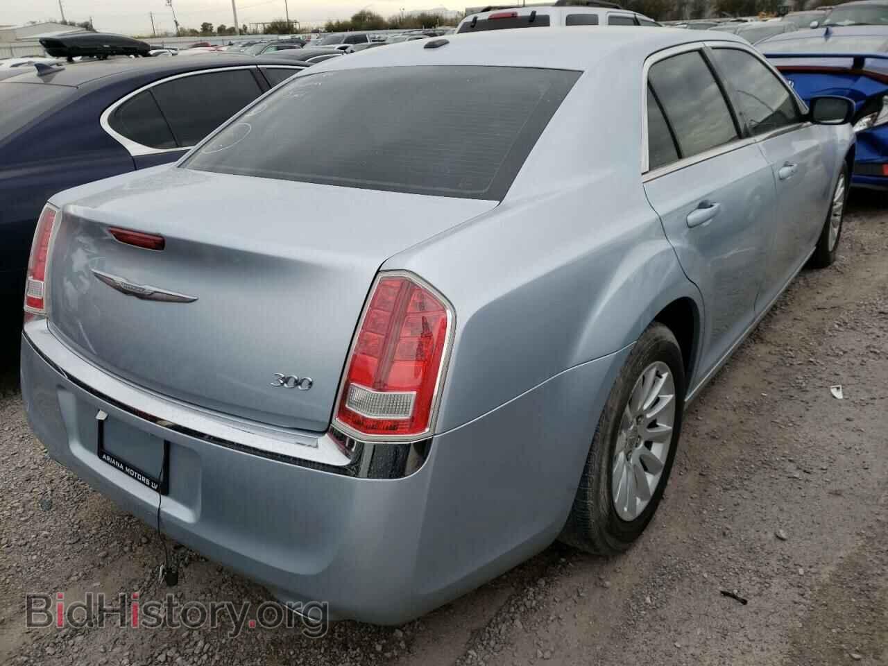2013 CHRYSLER 300 - VIN: 2C3CCAAG9DH589755 - Фото 4