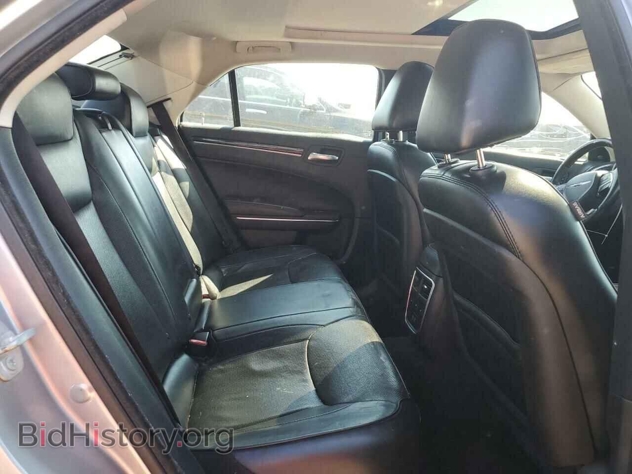 2016 CHRYSLER 300 - VIN: 2C3CCAEG2GH282247 - Фото 10
