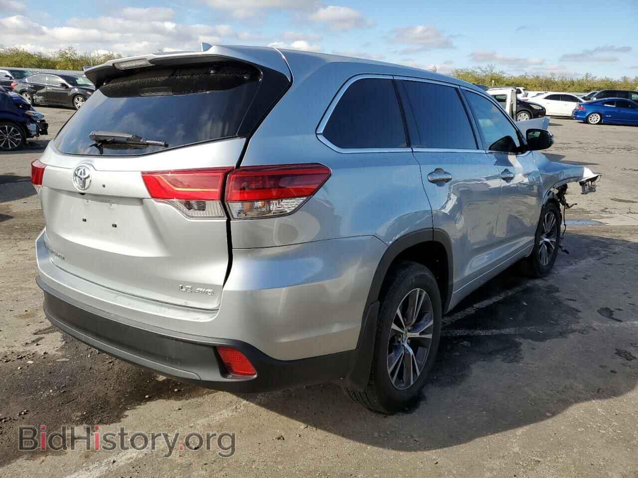 2018 TOYOTA HIGHLANDER - VIN: 5TDBZRFHXJS835375 - Фото 3