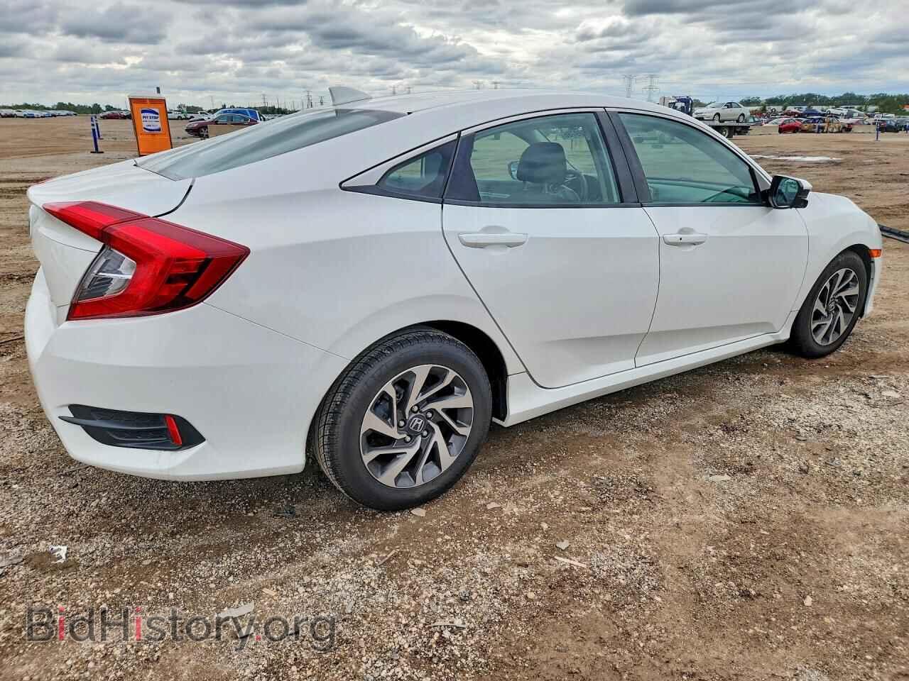 2018 HONDA CIVIC - VIN: 19XFC2F82JE000472 - Photo 3