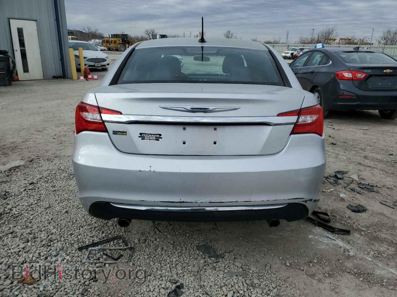 2012 CHRYSLER 200 - VIN: 1C3CCBAG9CN235794 - Фото 6
