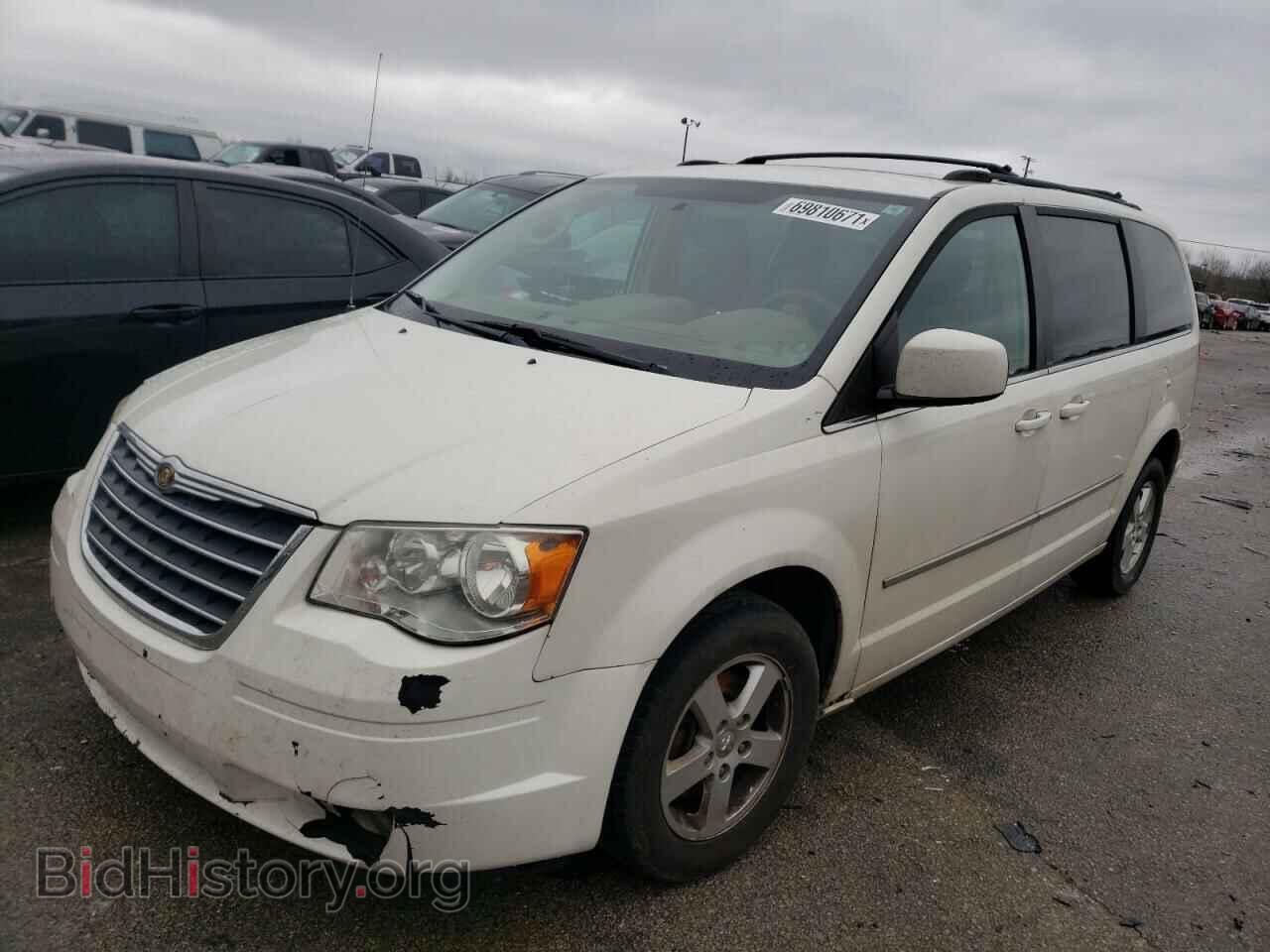 2010 CHRYSLER MINIVAN - VIN: 2A4RR5D1XAR381497 - Фото 2