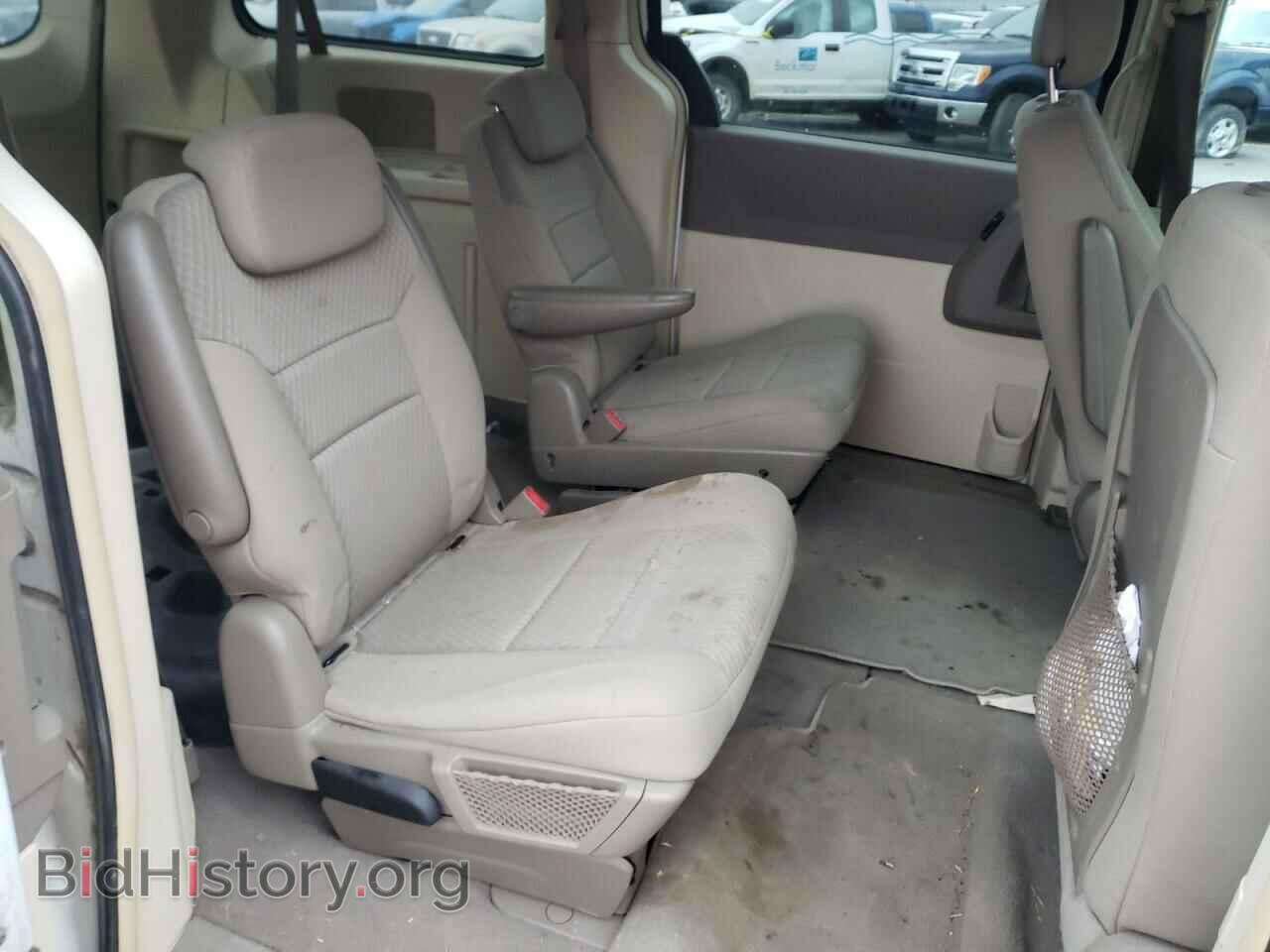 2010 CHRYSLER MINIVAN - VIN: 2A4RR5D1XAR381497 - Фото 6