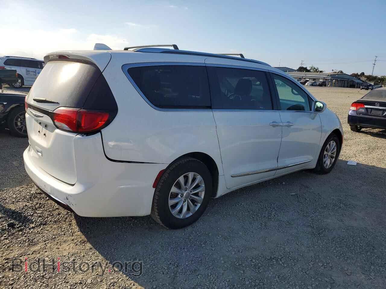 2019 CHRYSLER PACIFICA - VIN: 2C4RC1BG1KR560889 - Фото 3