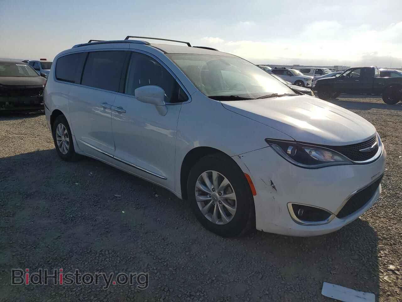 2019 CHRYSLER PACIFICA - VIN: 2C4RC1BG1KR560889 - Фото 4