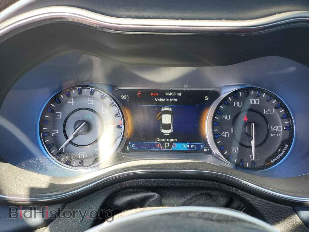 2016 CHRYSLER 200 - VIN: 1C3CCCDG6GN163136 - Photo 9