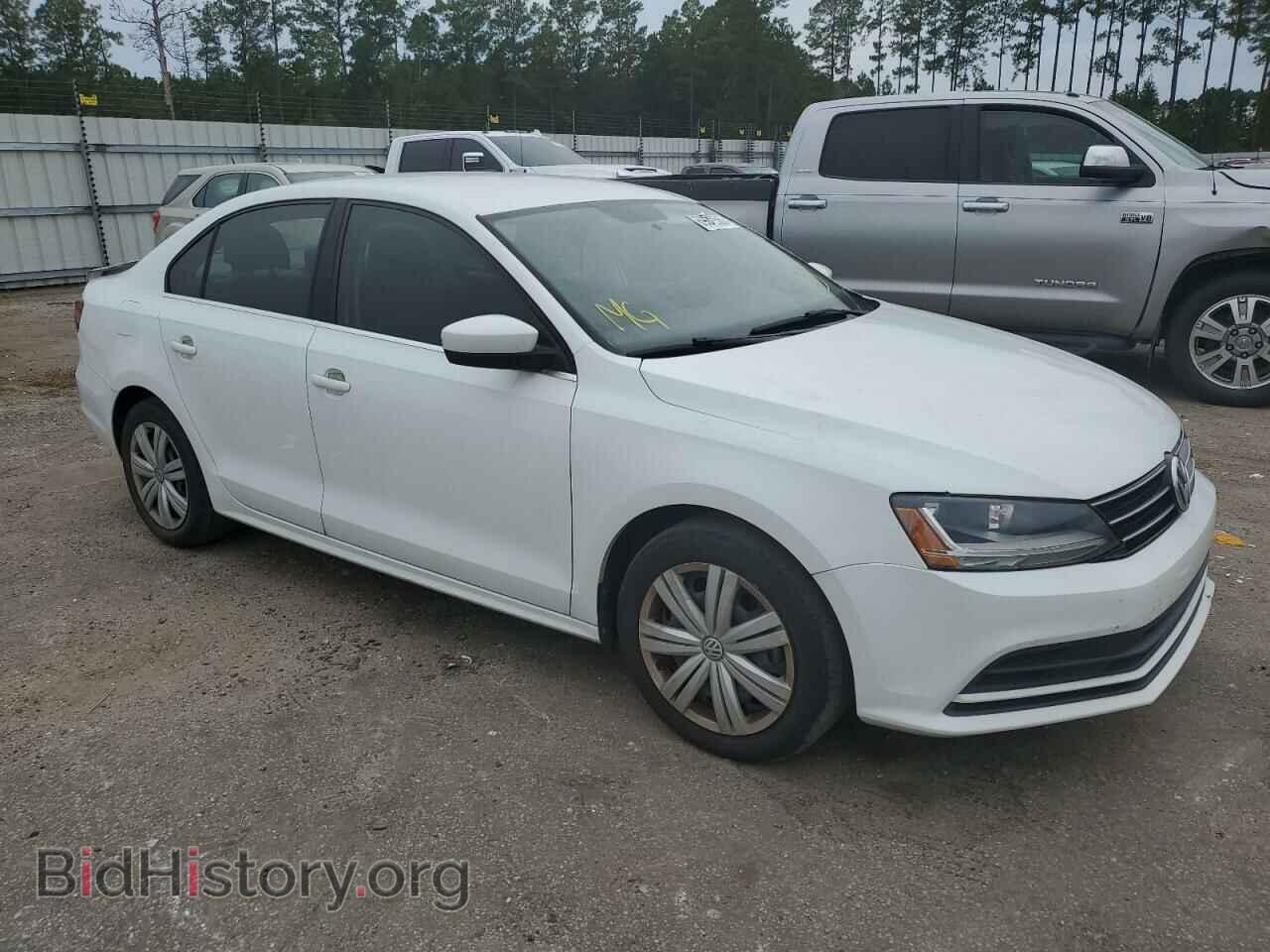 2017 VOLKSWAGEN JETTA - VIN: 3VW2B7AJ2HM260988 - Фото 4