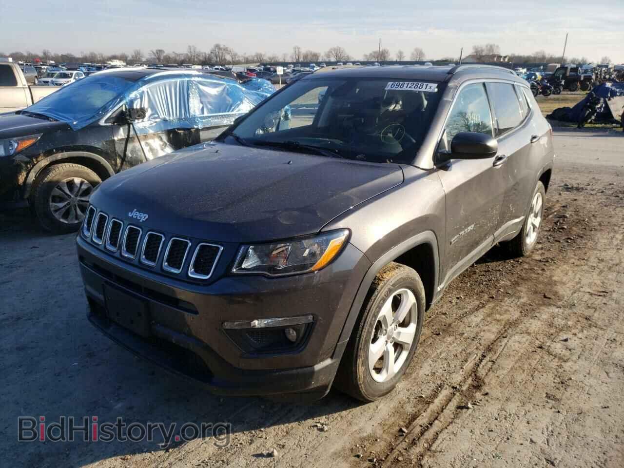2018 JEEP COMPASS - VIN: 3C4NJCBB2JT468030 - Photo 2