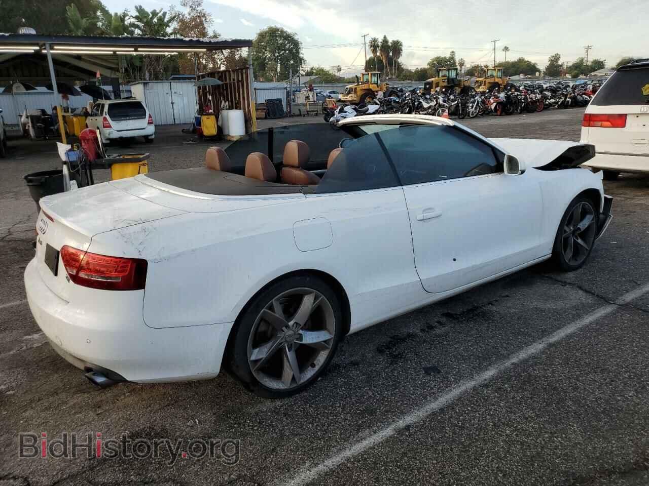 2011 AUDI A5 - VIN: WAUTFAFH0BN000310 - Фото 3
