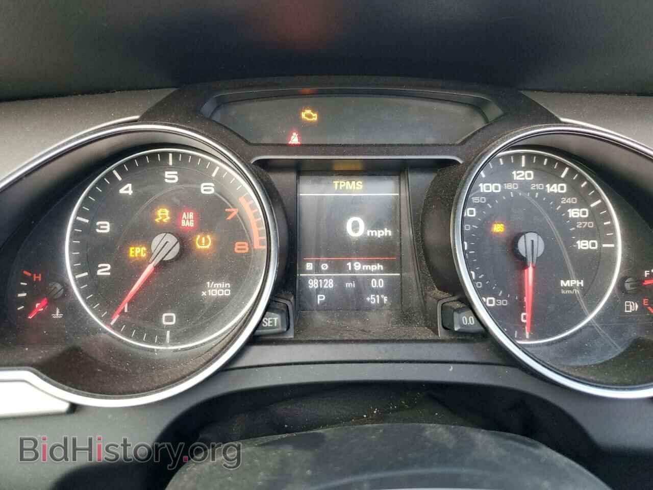 2011 AUDI A5 - VIN: WAUTFAFH0BN000310 - Фото 9