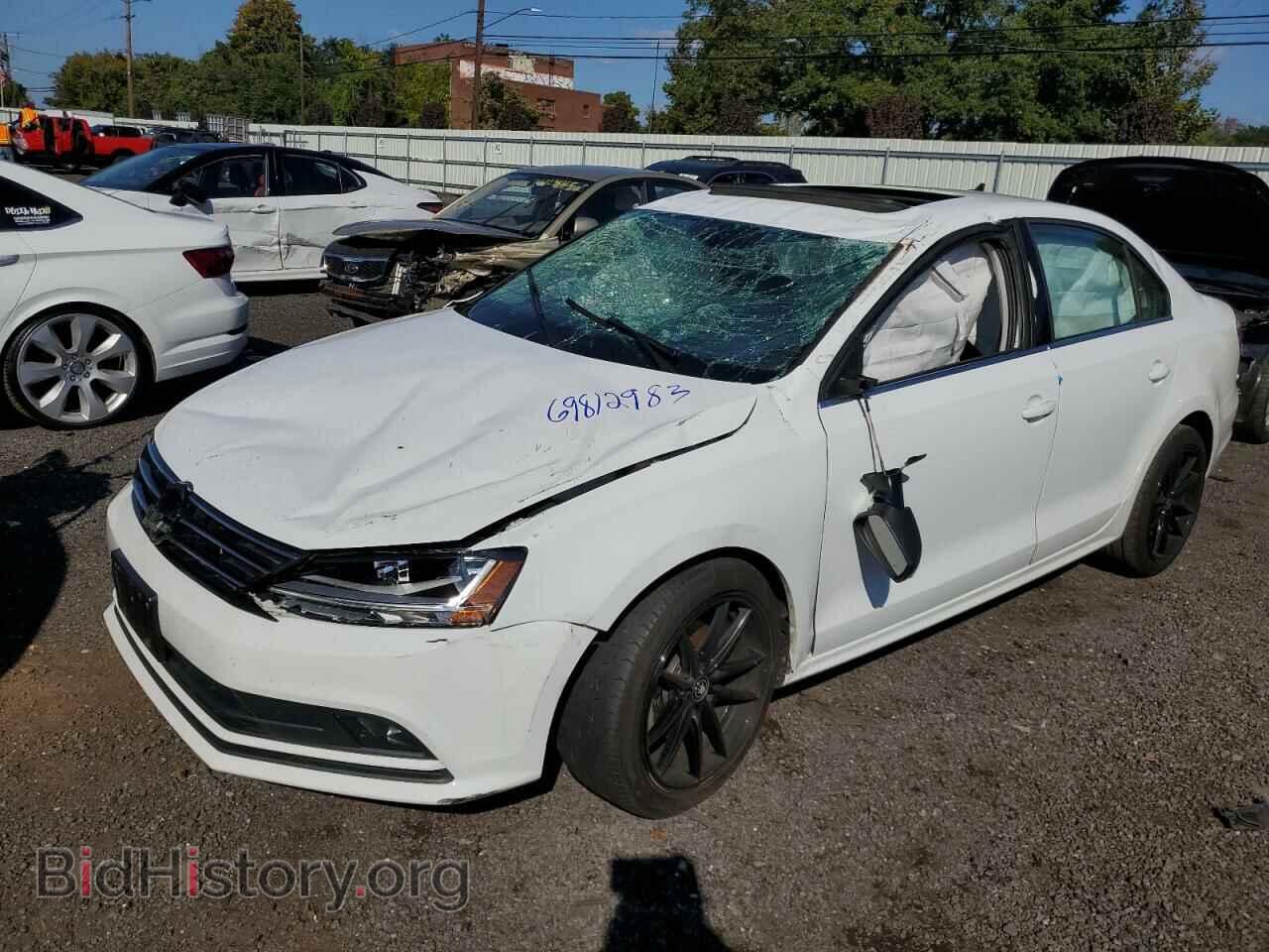 Фотография 3VWL17AJ8HM415633 - VOLKSWAGEN JETTA 2017