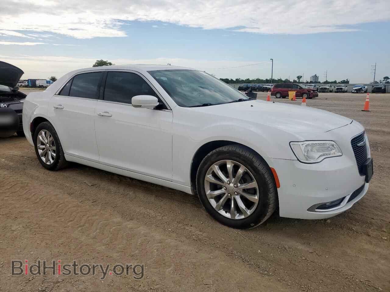 2015 CHRYSLER 300 - VIN: 2C3CCARG9FH736664 - Фото 4