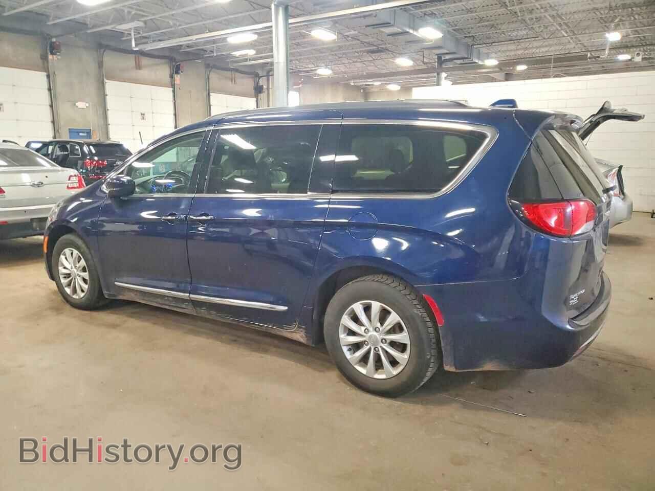 2017 CHRYSLER PACIFICA - VIN: 2C4RC1BG2HR787890 - Фото 2