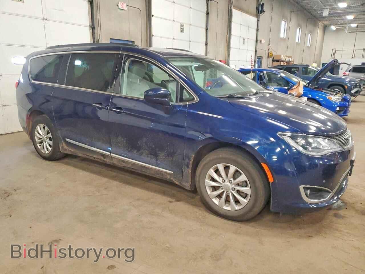 2017 CHRYSLER PACIFICA - VIN: 2C4RC1BG2HR787890 - Фото 4