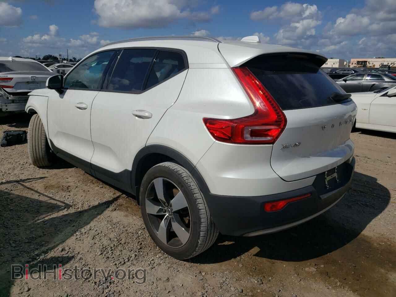 2021 VOLVO XC40 - VIN: YV4AC2HK5M2425721 - Фото 2