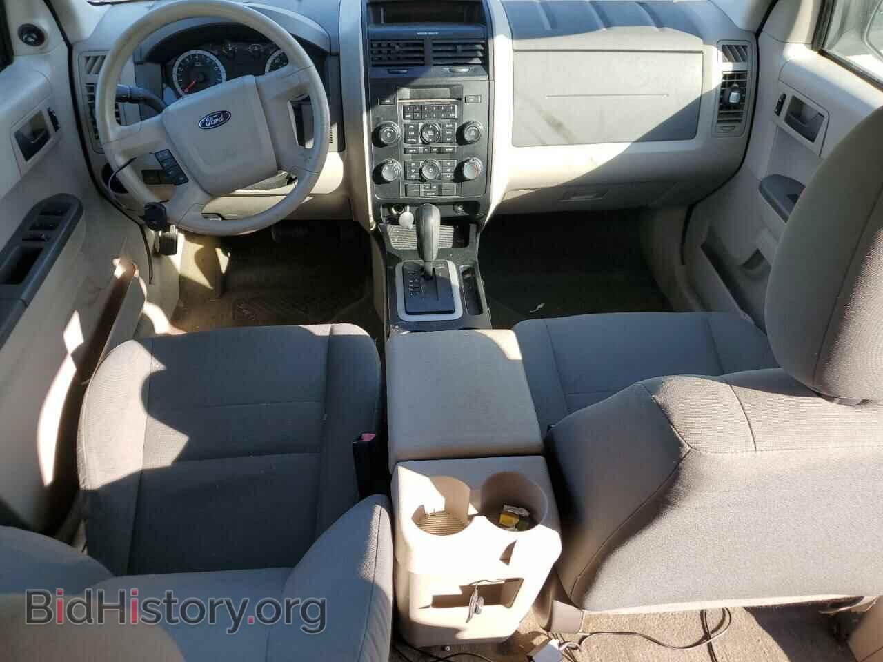 2011 FORD ESCAPE - VIN: 1FMCU9C79BKC30881 - Фото 8