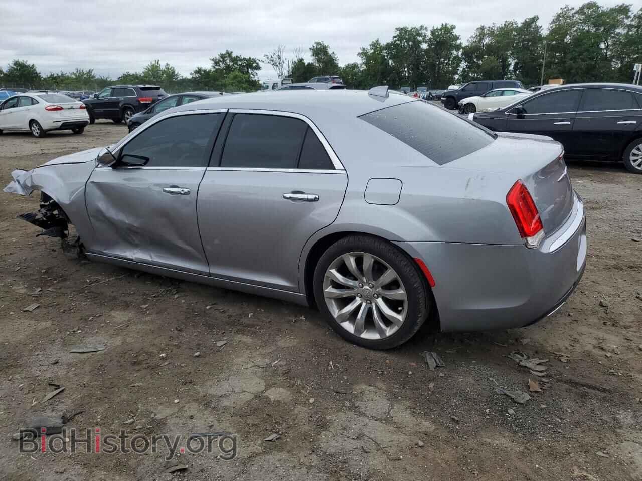 2018 CHRYSLER 300 - VIN: 2C3CCAEG9JH193699 - Фото 2
