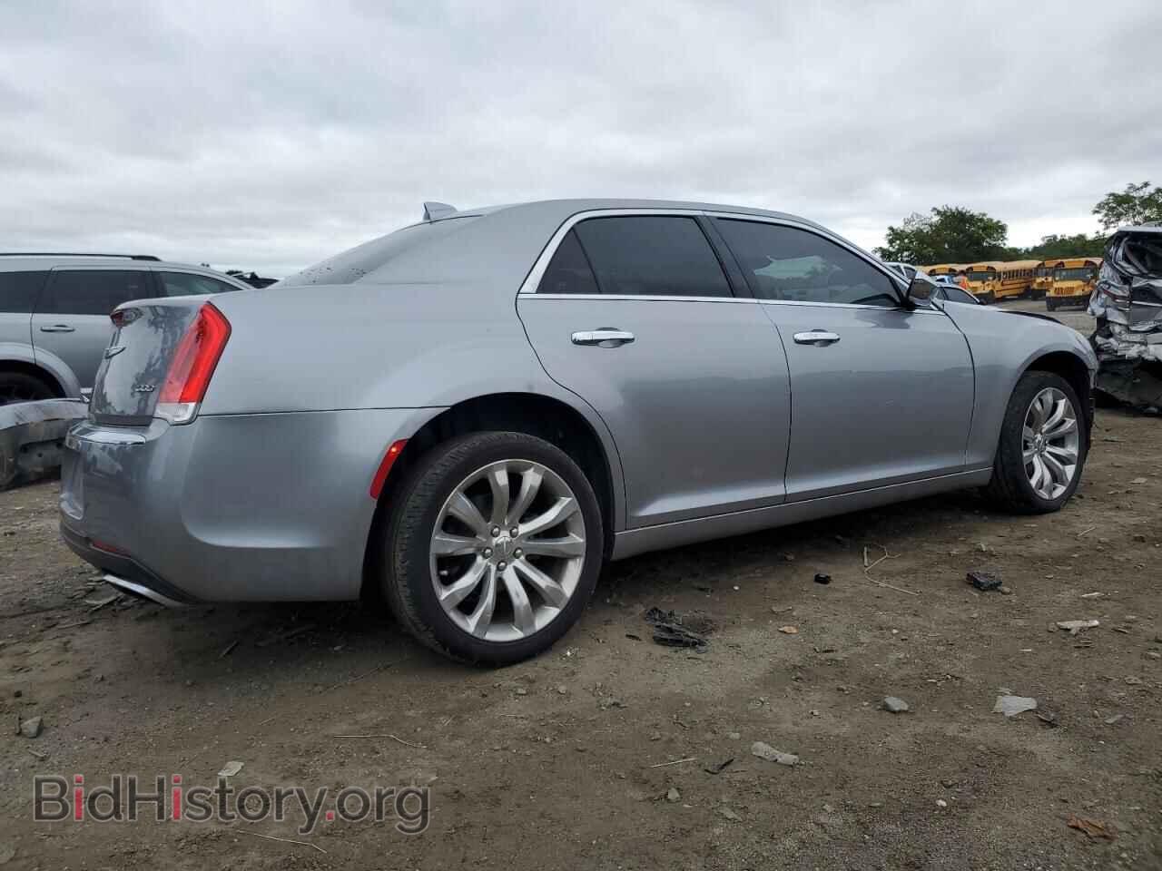 2018 CHRYSLER 300 - VIN: 2C3CCAEG9JH193699 - Фото 3