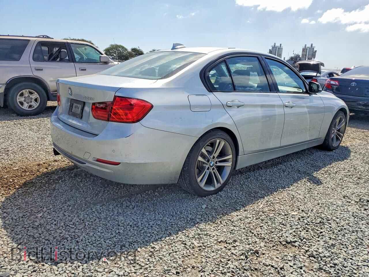 2012 BMW 3 SERIES - VIN: WBA3A5C55CF259354 - Фото 3