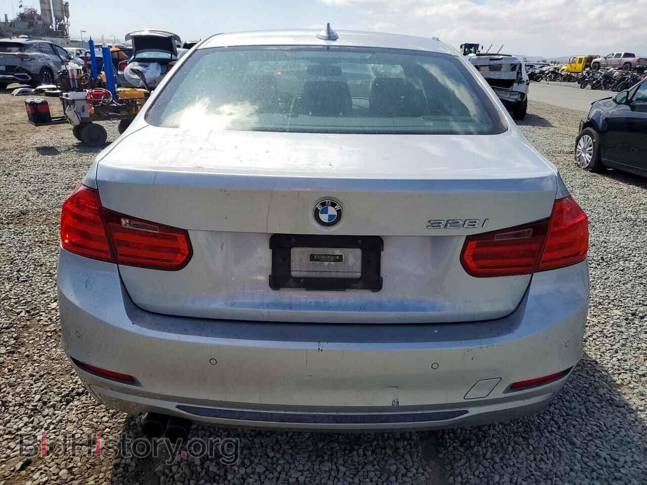 2012 BMW 3 SERIES - VIN: WBA3A5C55CF259354 - Фото 6