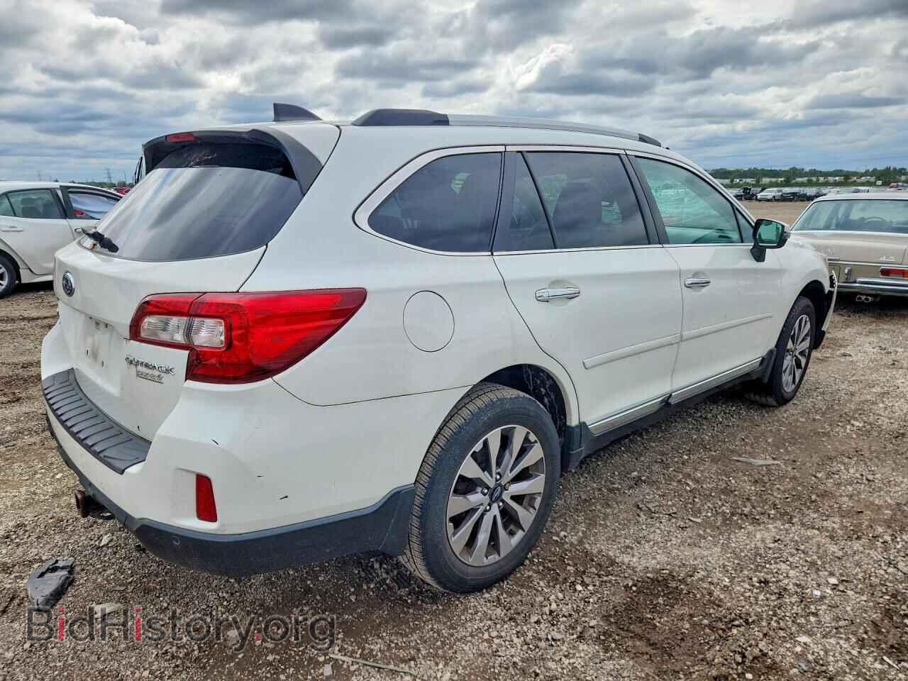 2017 SUBARU OUTBACK - VIN: 4S4BSATC8H3306240 - Фото 3