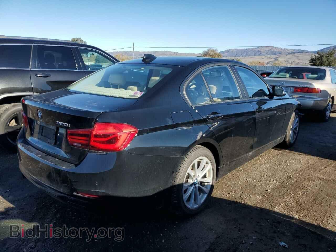 2016 BMW 3 SERIES - VIN: WBA8E1G51GNU10067 - Фото 3