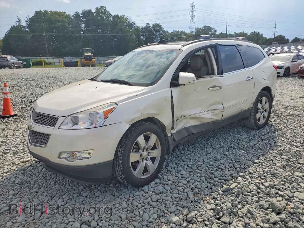 Фотография 1GNKRLED7CJ104289 - CHEVROLET TRAVERSE 2012