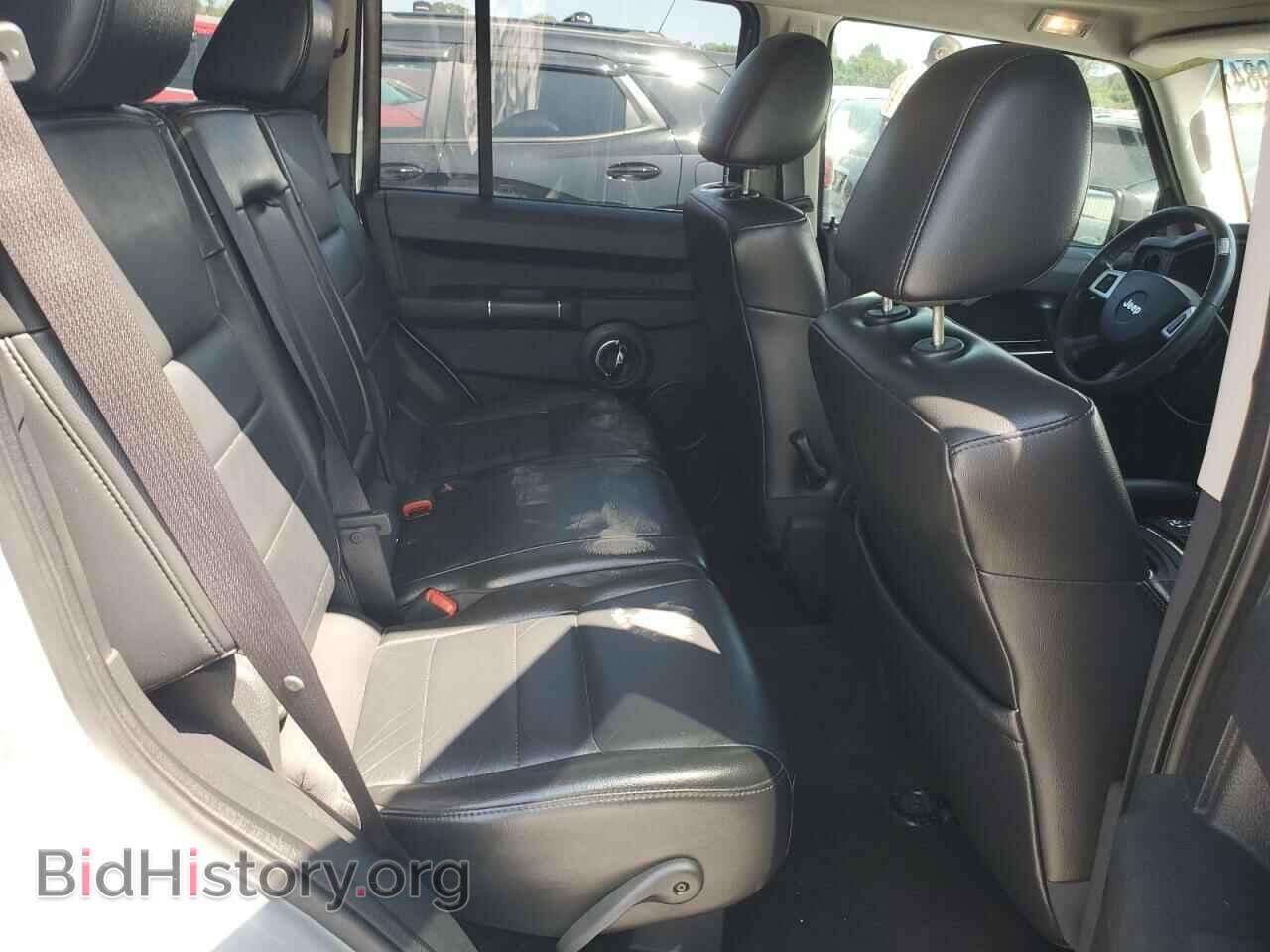 2010 JEEP COMMANDER - VIN: 1J4RH4GT6AC153290 - Фото 10