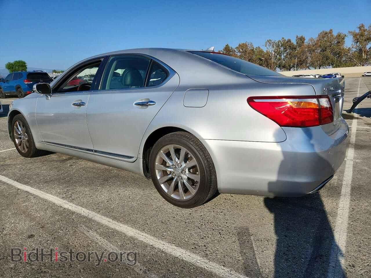 2010 LEXUS LS 460 - VIN: JTHBL5EF1A5093155 - Photo 2