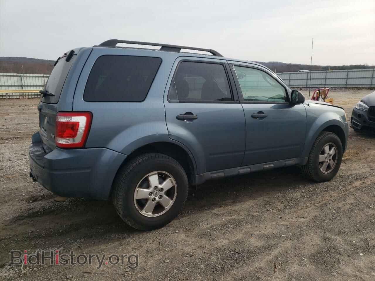 2011 FORD ESCAPE - VIN: 1FMCU9DG2BKA32187 - Фото 3