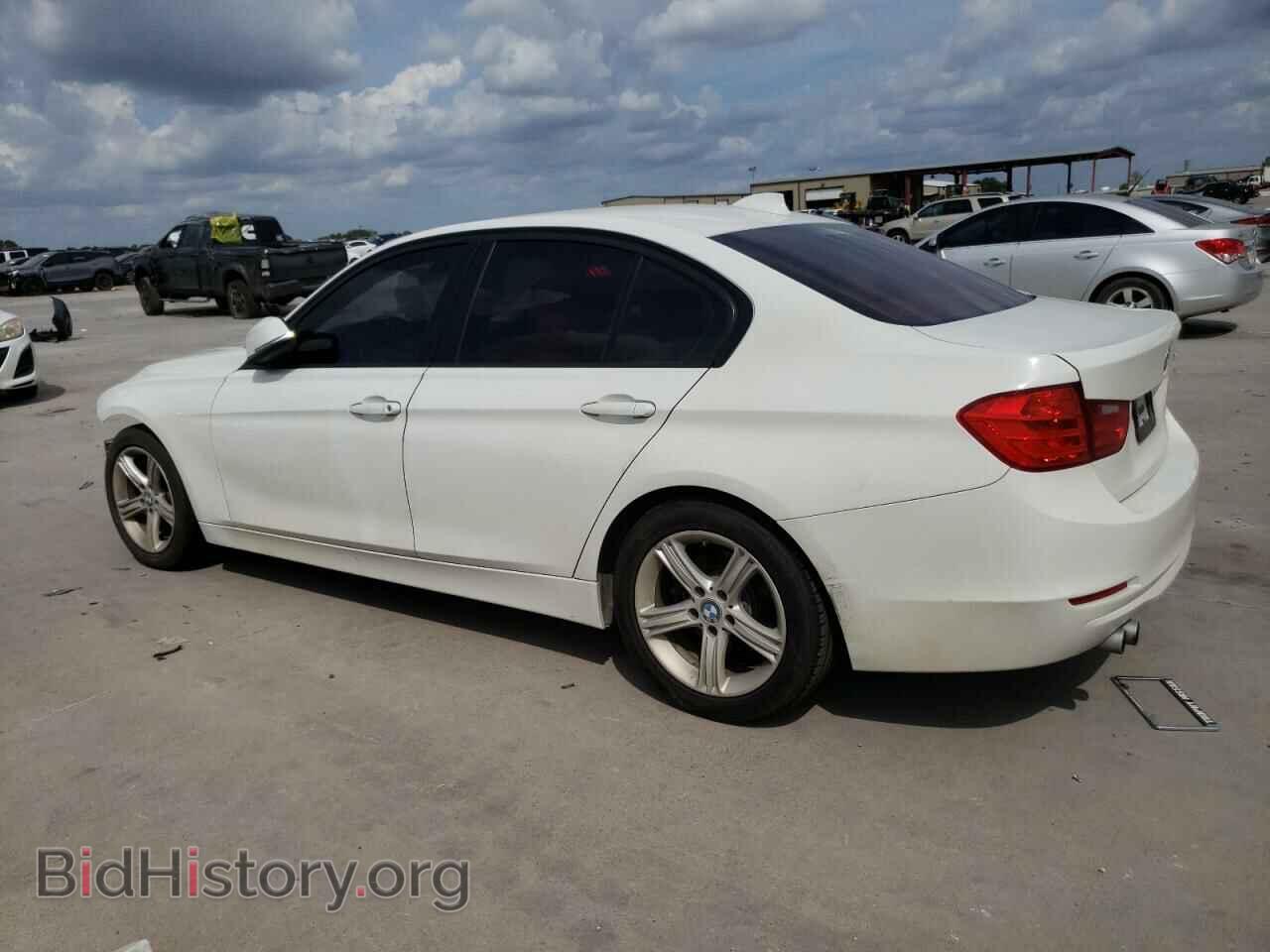2014 BMW 3 SERIES - VIN: WBA3A5C50EF604860 - Фото 2