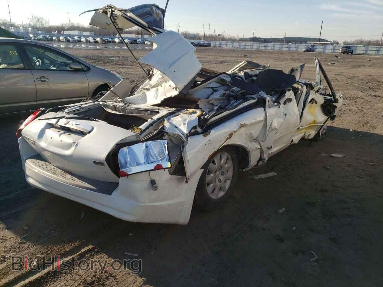 2008 CHRYSLER MINIVAN - VIN: 2A8HR44HX8R771317 - Фото 4